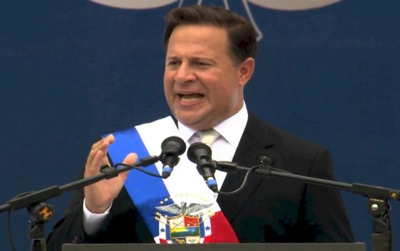 Presidente de Panamá denuncia violencia en su país por causa de acuerdo Santos-FARC